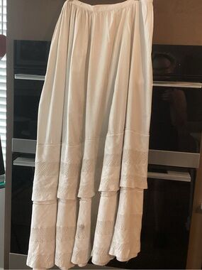 ANTIQUE Edwardian era Intricate Construction of a GENUINE Edwardian era 1901